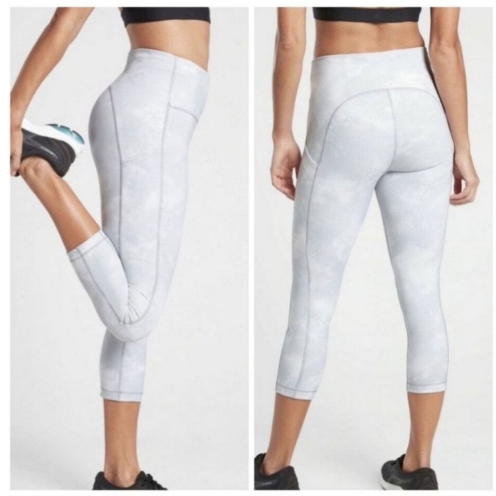 Athleta Ultimate‎ Stash Pocket Capri Size 1X